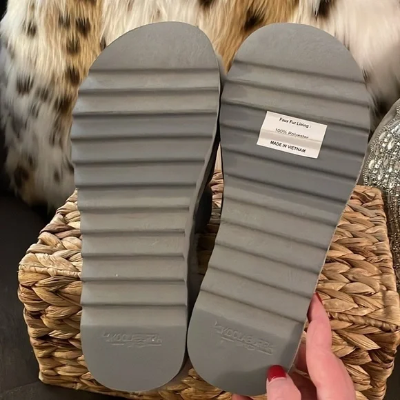 NWOT KOOLABURRA BY UGG SLIP ONS WOMEN SIZE 10 GRAY - Picture 5 of 7